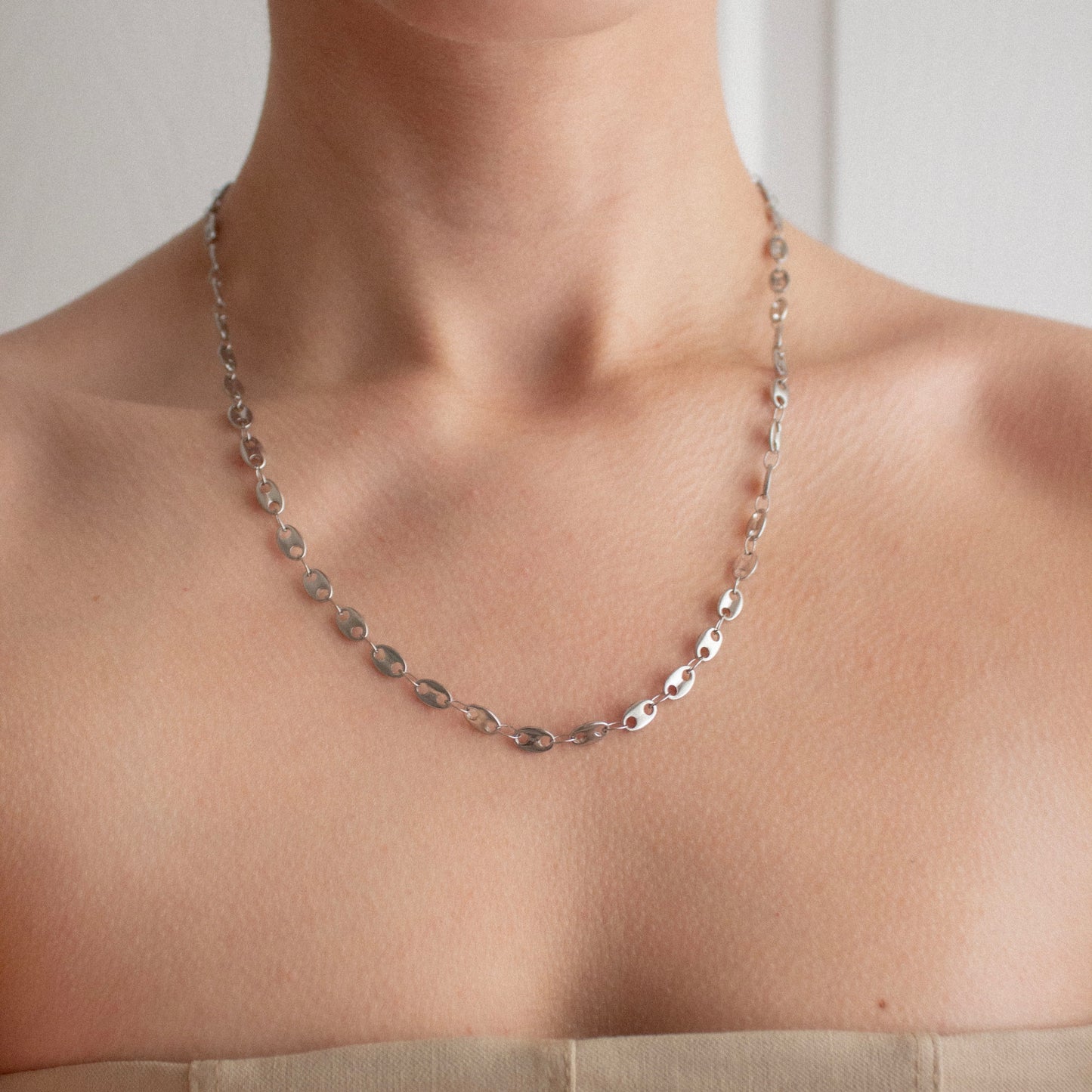 Collar Theo
