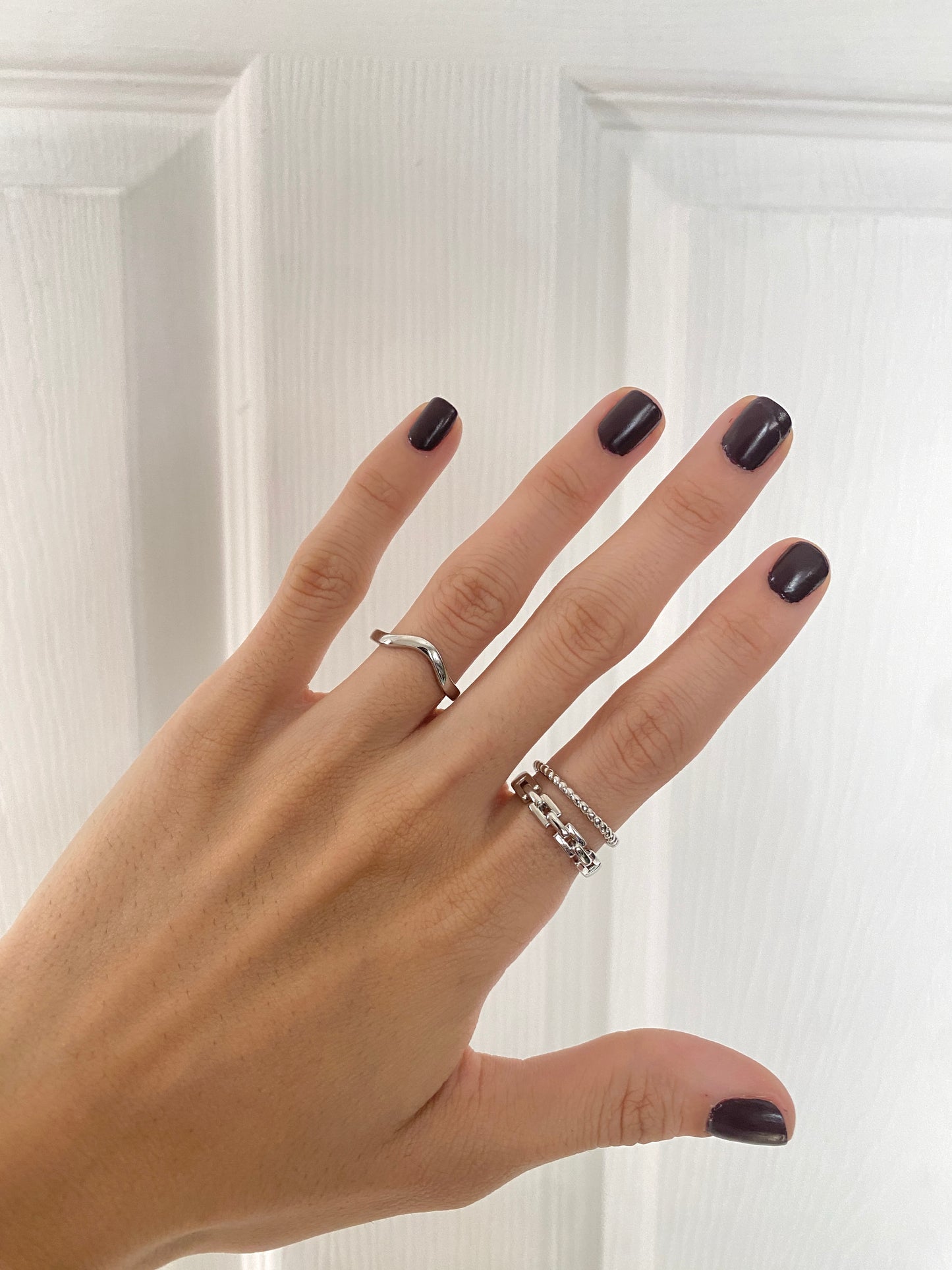 Anillo fino plateado ajustable