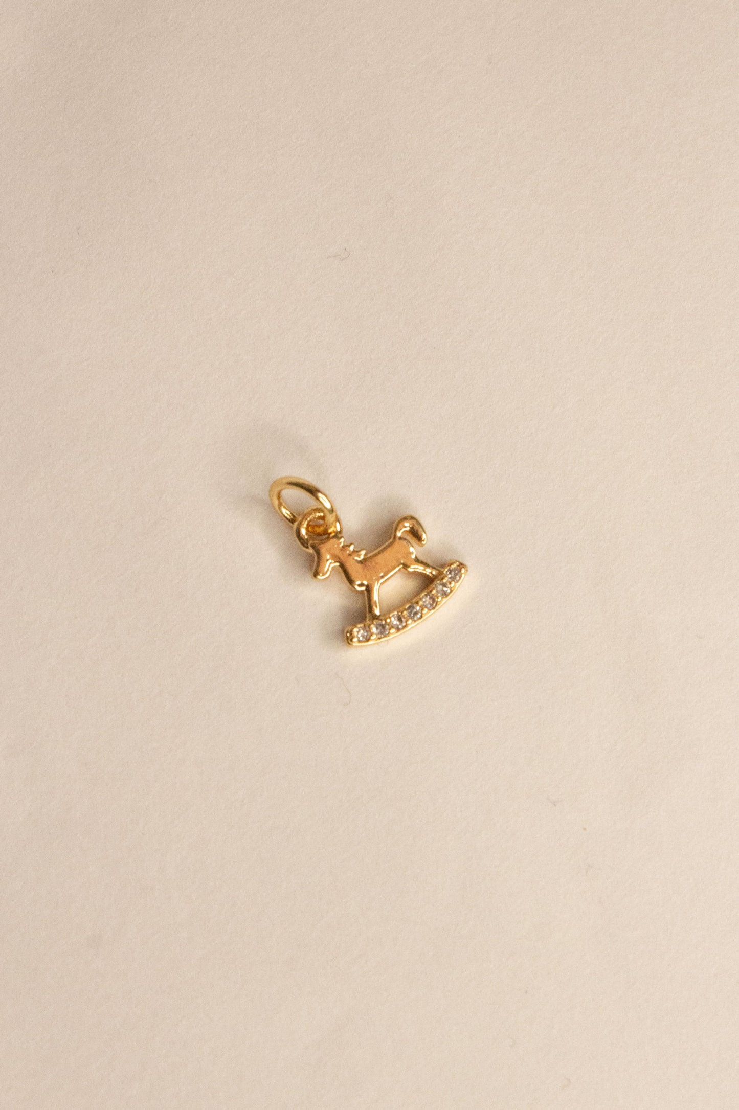 Charm caballito
