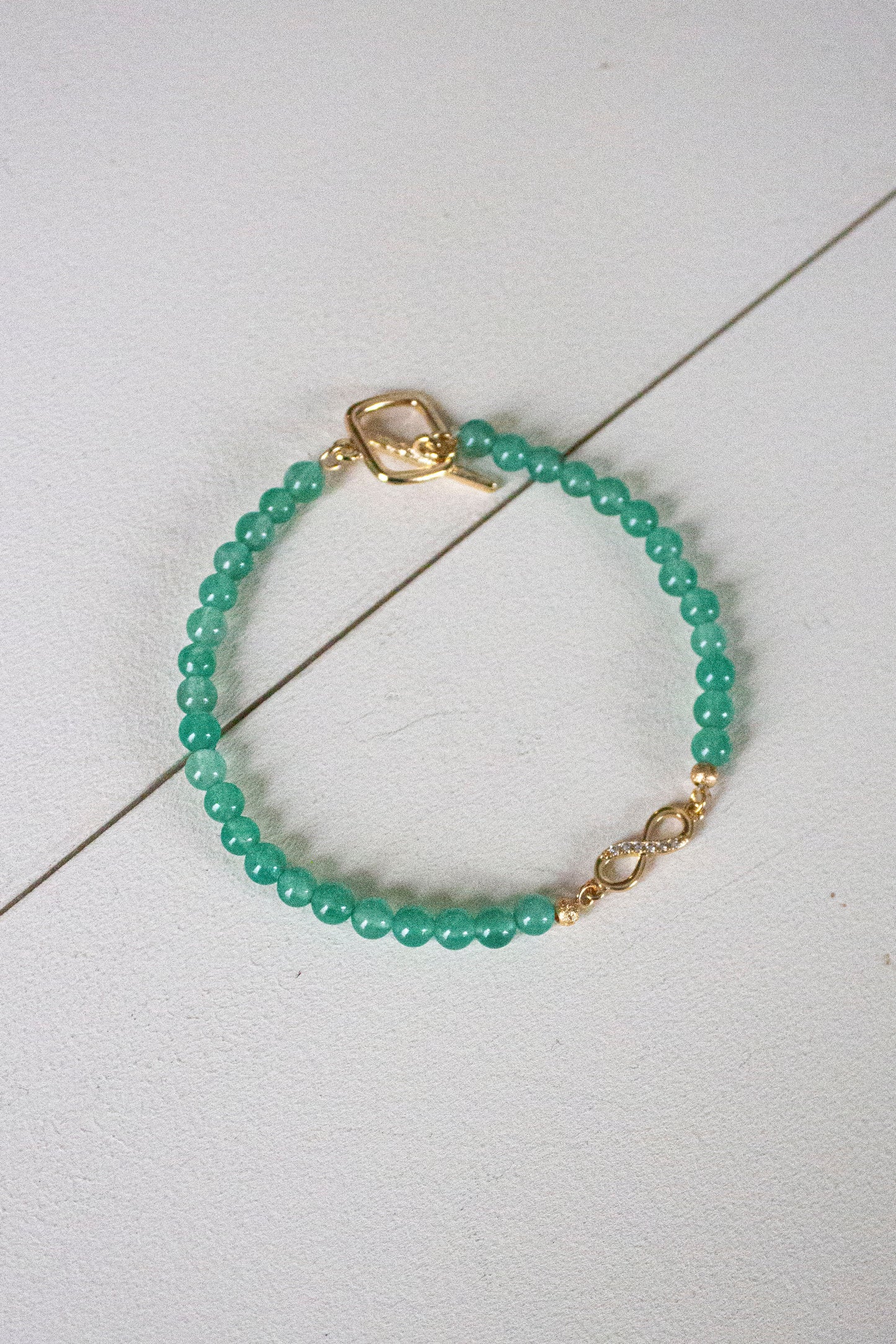 Pulsera Infinito con piedras naturales