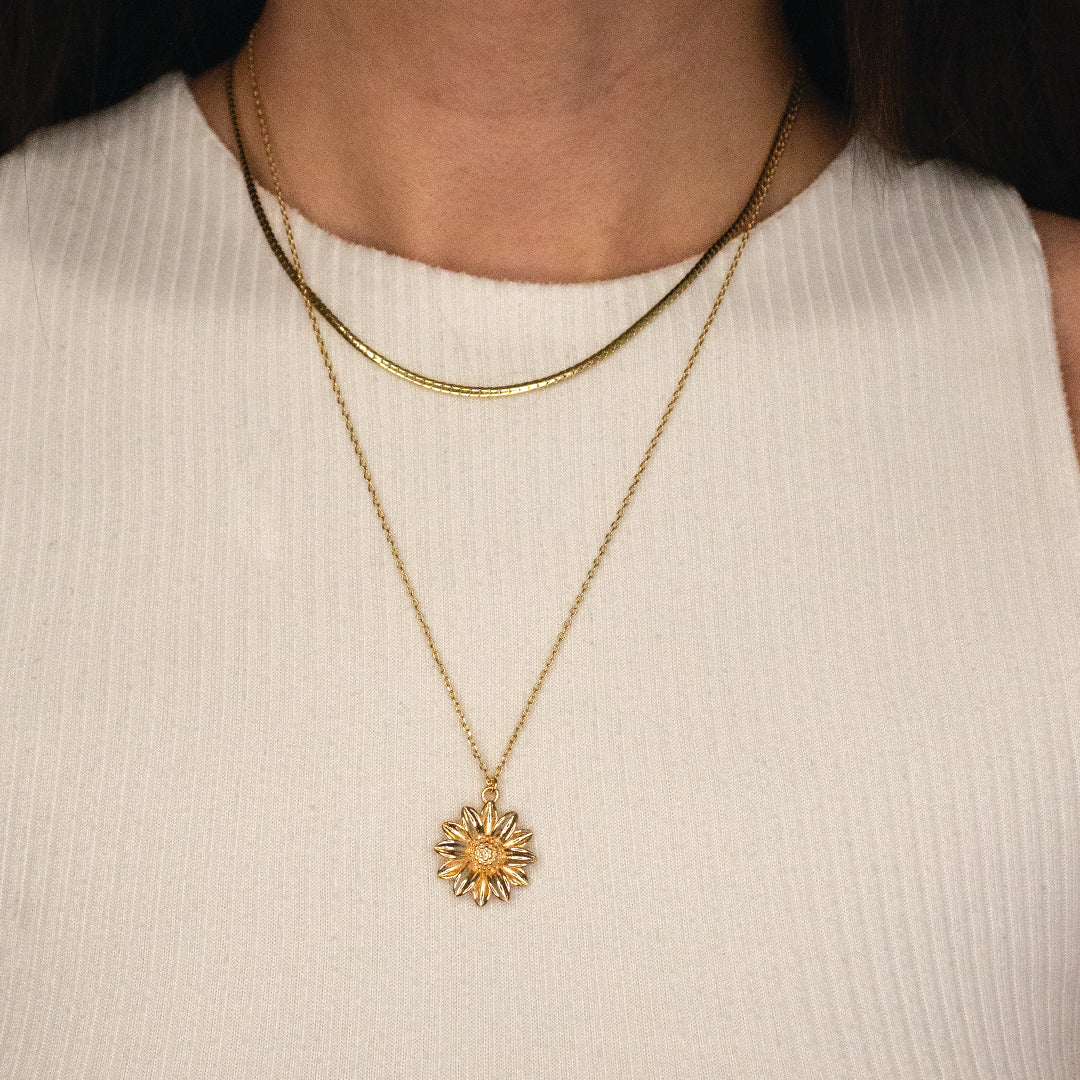 Collar flor con cadena doble
