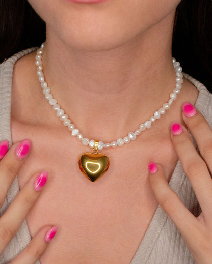 Collar corazón con perlas