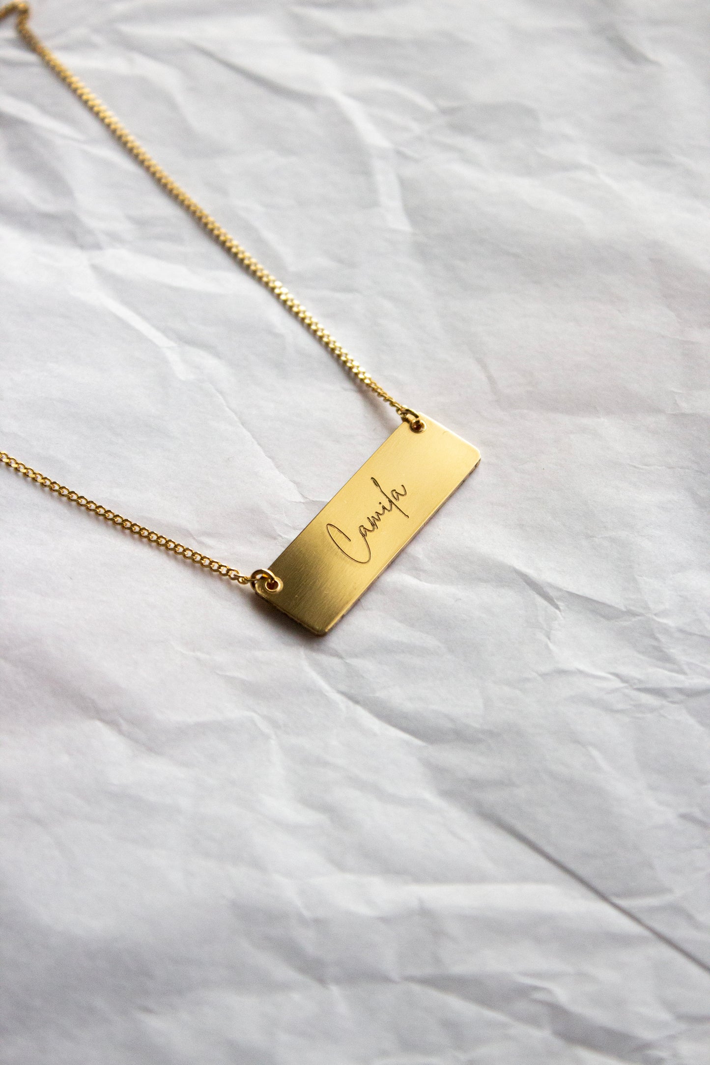 Collar rectangular personalizado con nombre