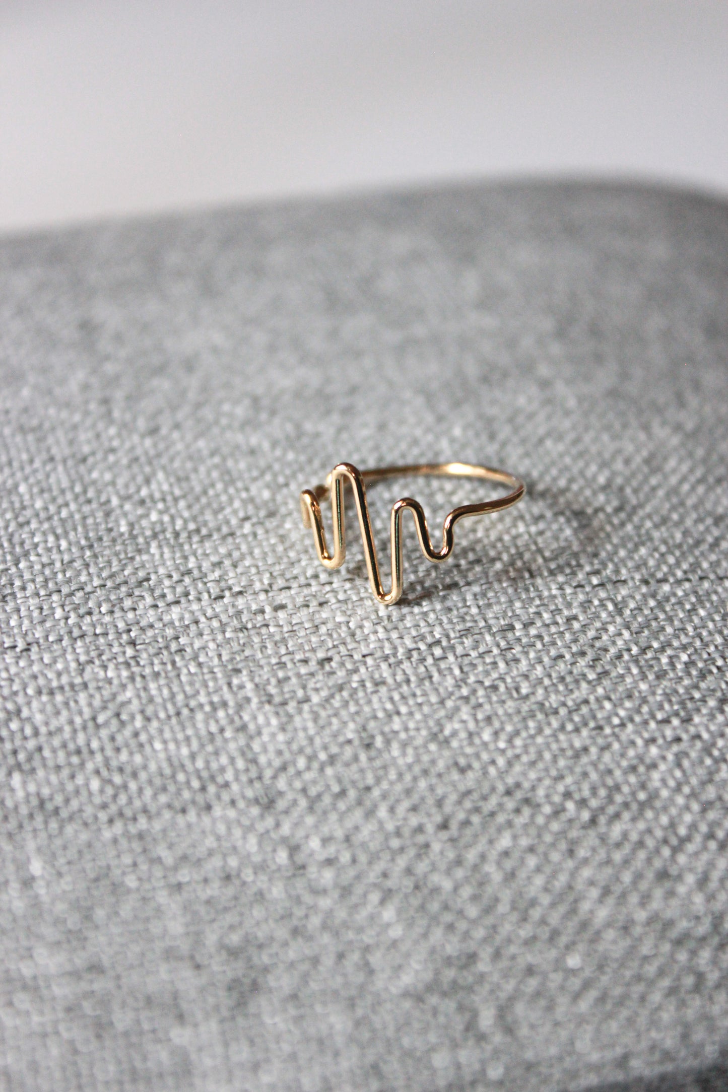 Zigzag Middle Ring